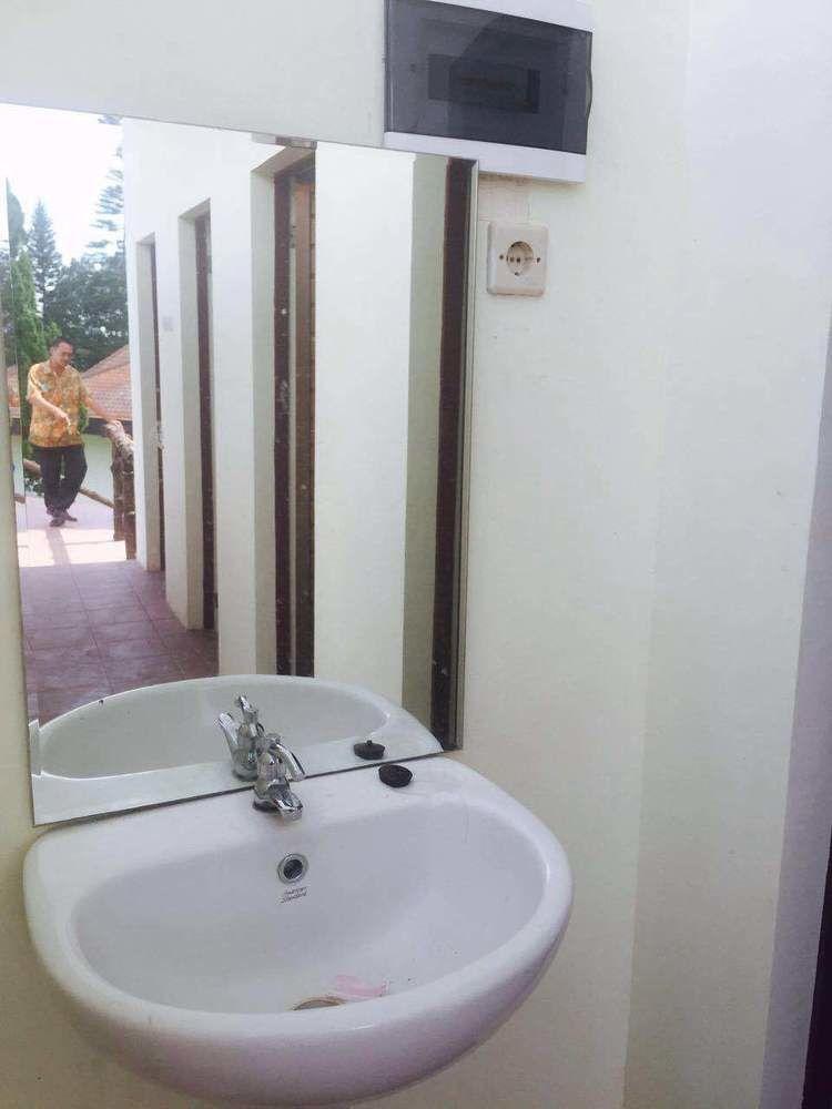 ホテル シナル 1 Sedati エクステリア 写真